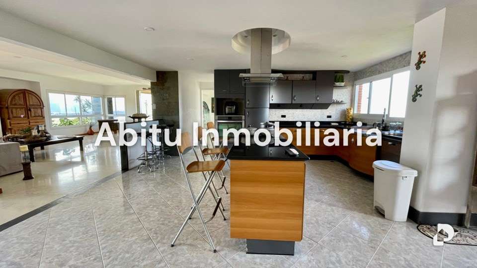 Apartment in Lomas de La Lagunita, Caracas – 18