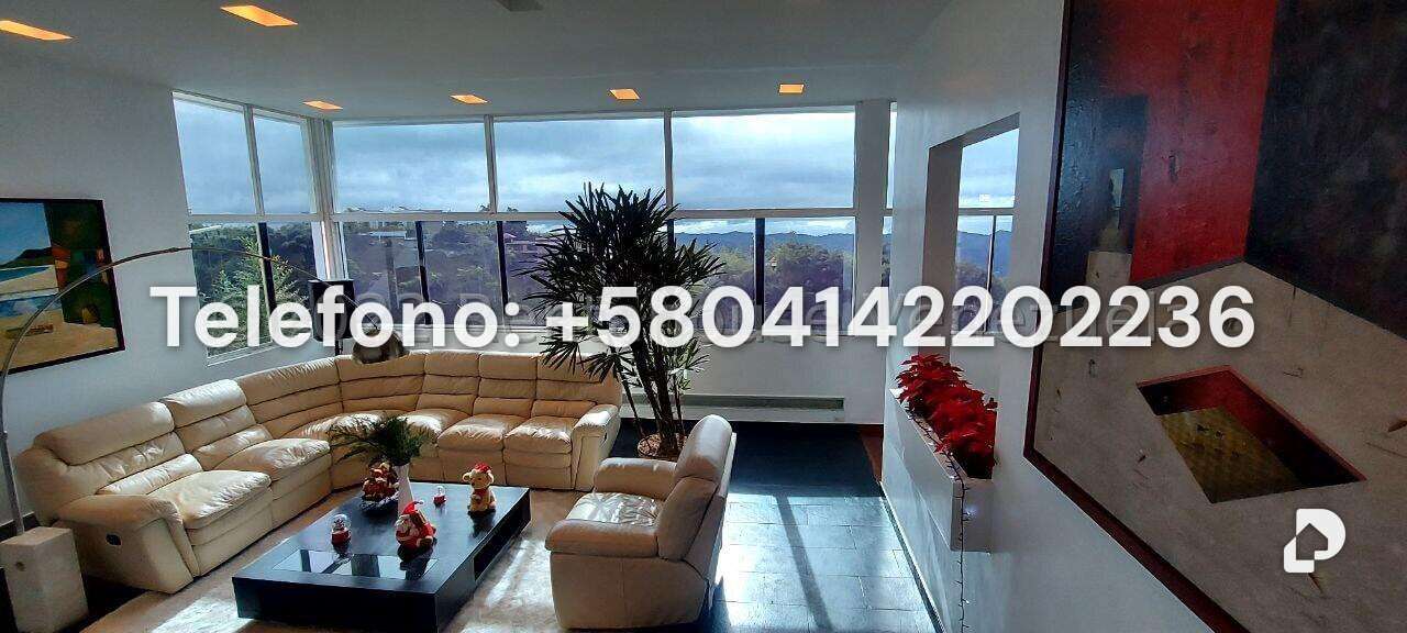 Casa en Los Guayabitos, Caracas – 10