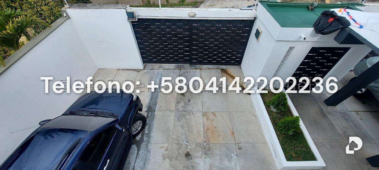 Casa en Los Guayabitos, Caracas – 39