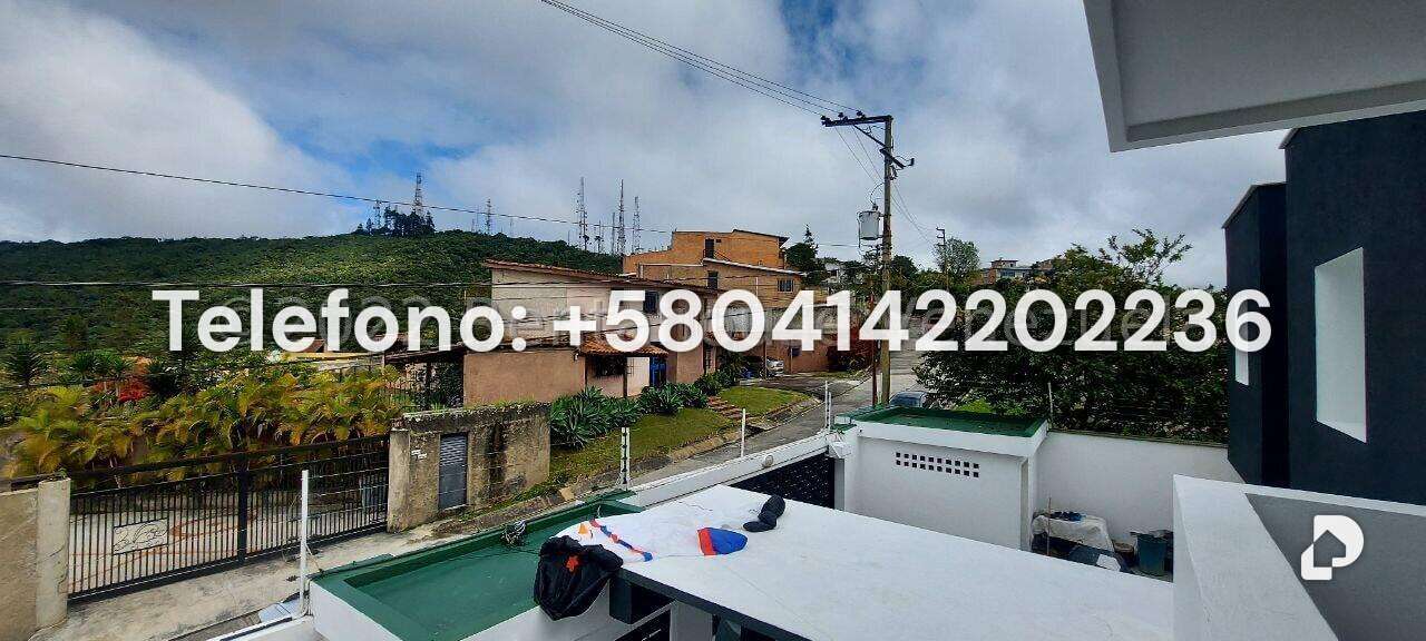 Casa en Los Guayabitos, Caracas – 46