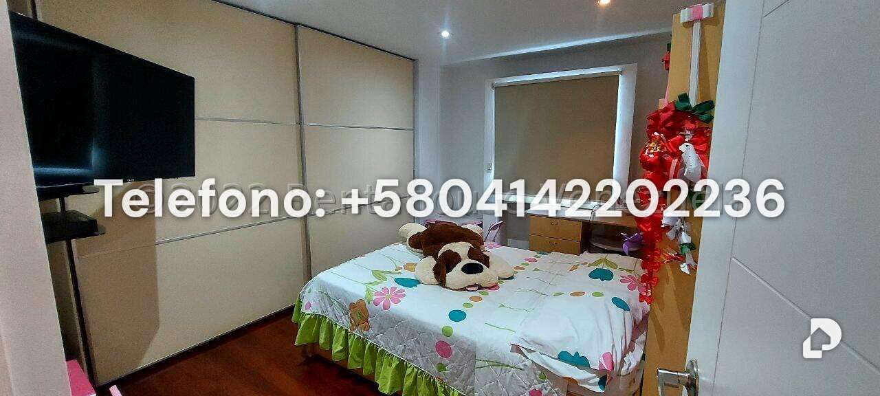 Casa en Los Guayabitos, Caracas – 27