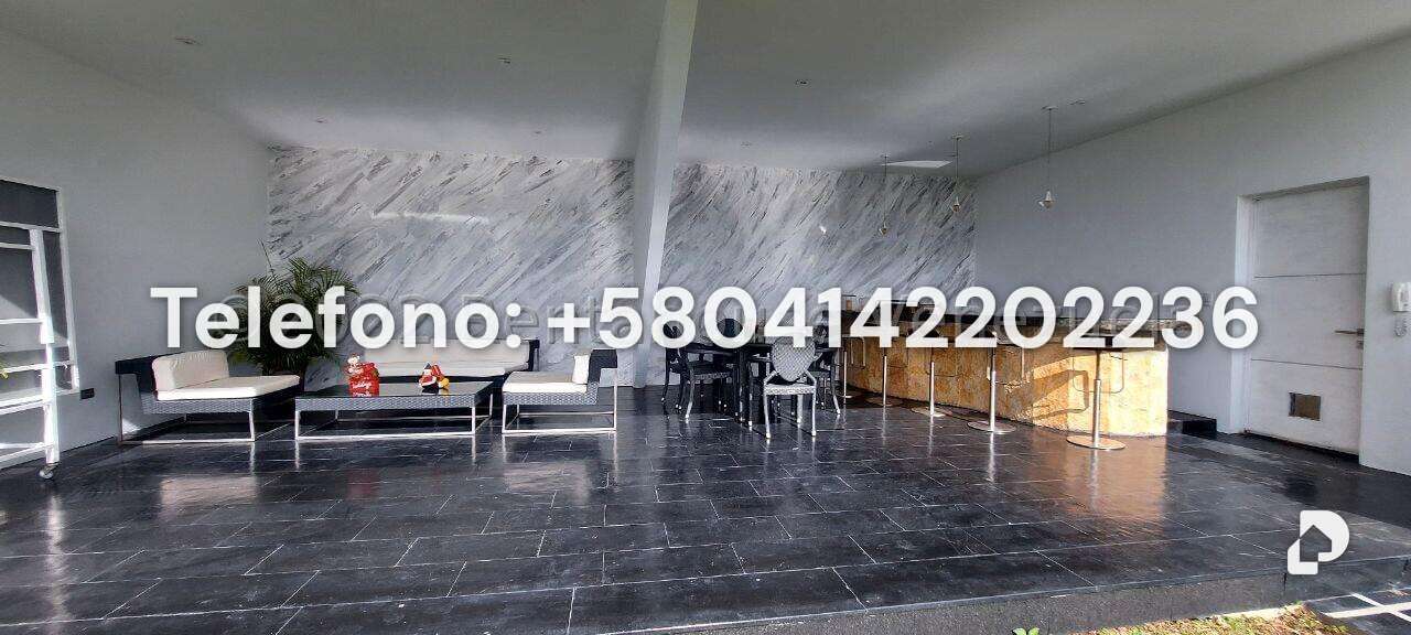 Casa en Los Guayabitos, Caracas – 36
