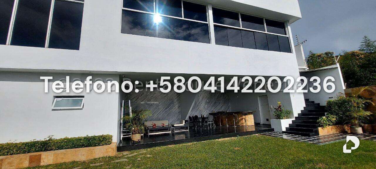 Casa en Los Guayabitos, Caracas – 35
