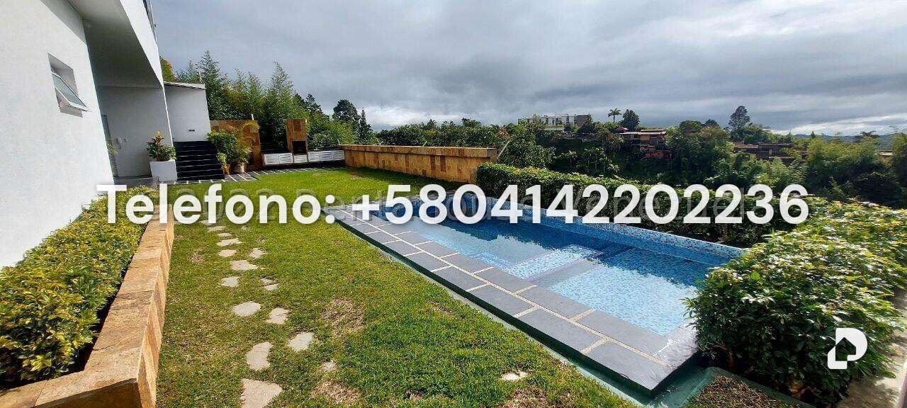 Casa en Los Guayabitos, Caracas – 32