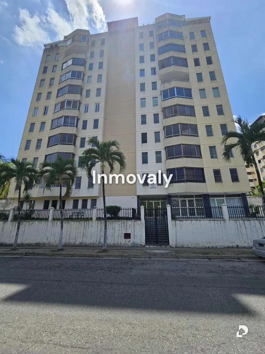 Apartamento en Tzas. de Los Nísperos, Valencia – 1