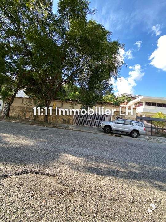Apartamento en Prados del Este, Caracas – 23