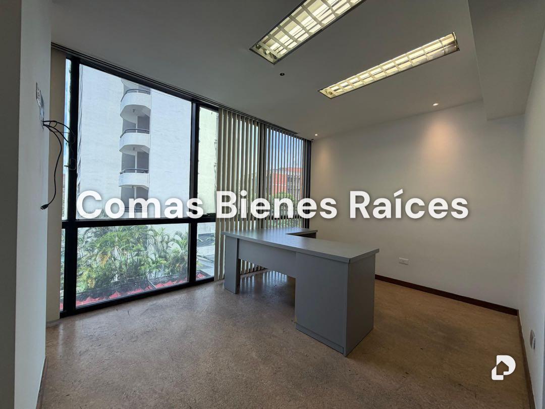 Oficina en Las Mercedes, Caracas – 3