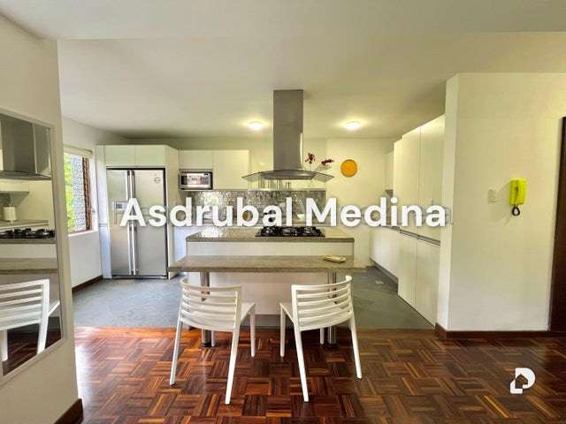 Apartamento en El Rosal, Caracas – 8