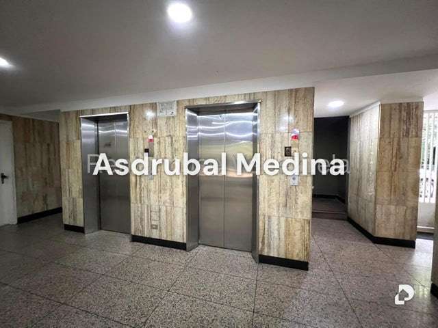 Apartamento en El Rosal, Caracas – 2