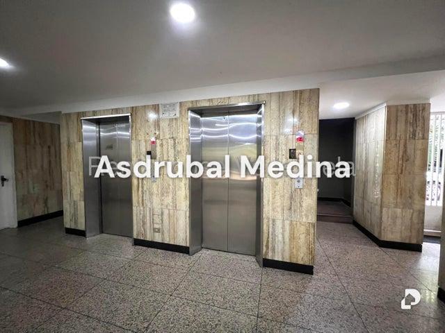 Apartamento en El Rosal, Caracas – 2