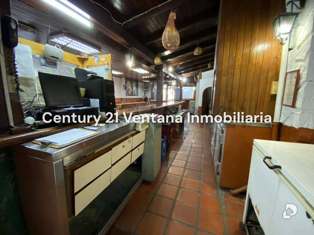 Local comercial en Av. Fuerzas Armadas, Caracas – 6