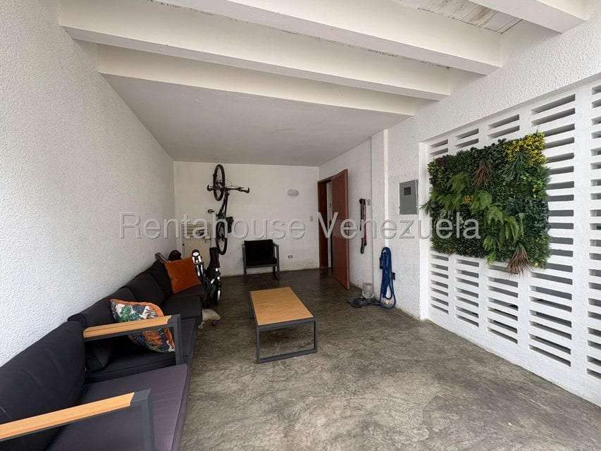 Casa en Lomas De La Trinidad, Caracas