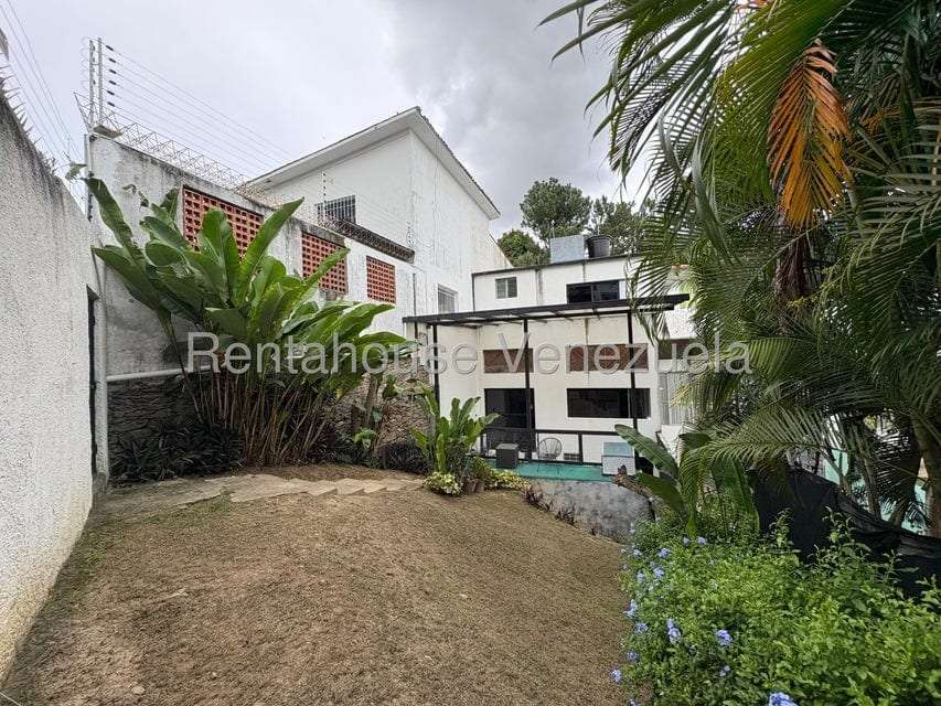 Casa en Lomas De La Trinidad, Caracas