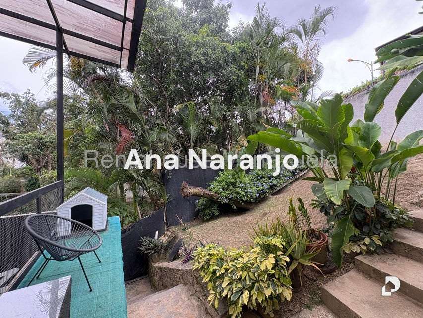 Casa en Lomas De La Trinidad, Caracas – 12