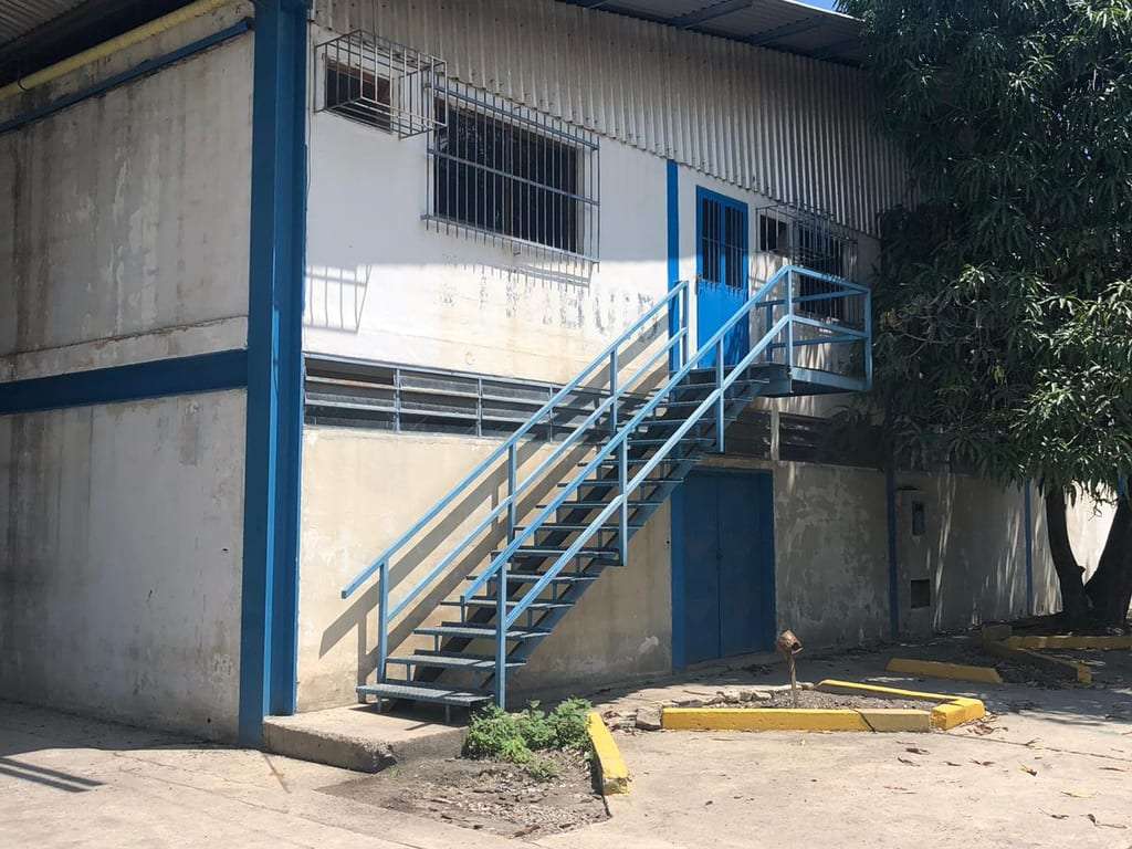 Warehouse in Santa Rosa, Valencia - 1