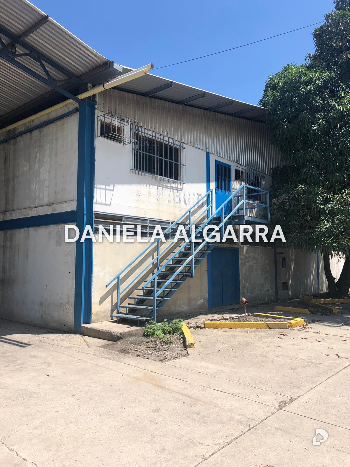 Warehouse in Santa Rosa, Valencia – 2