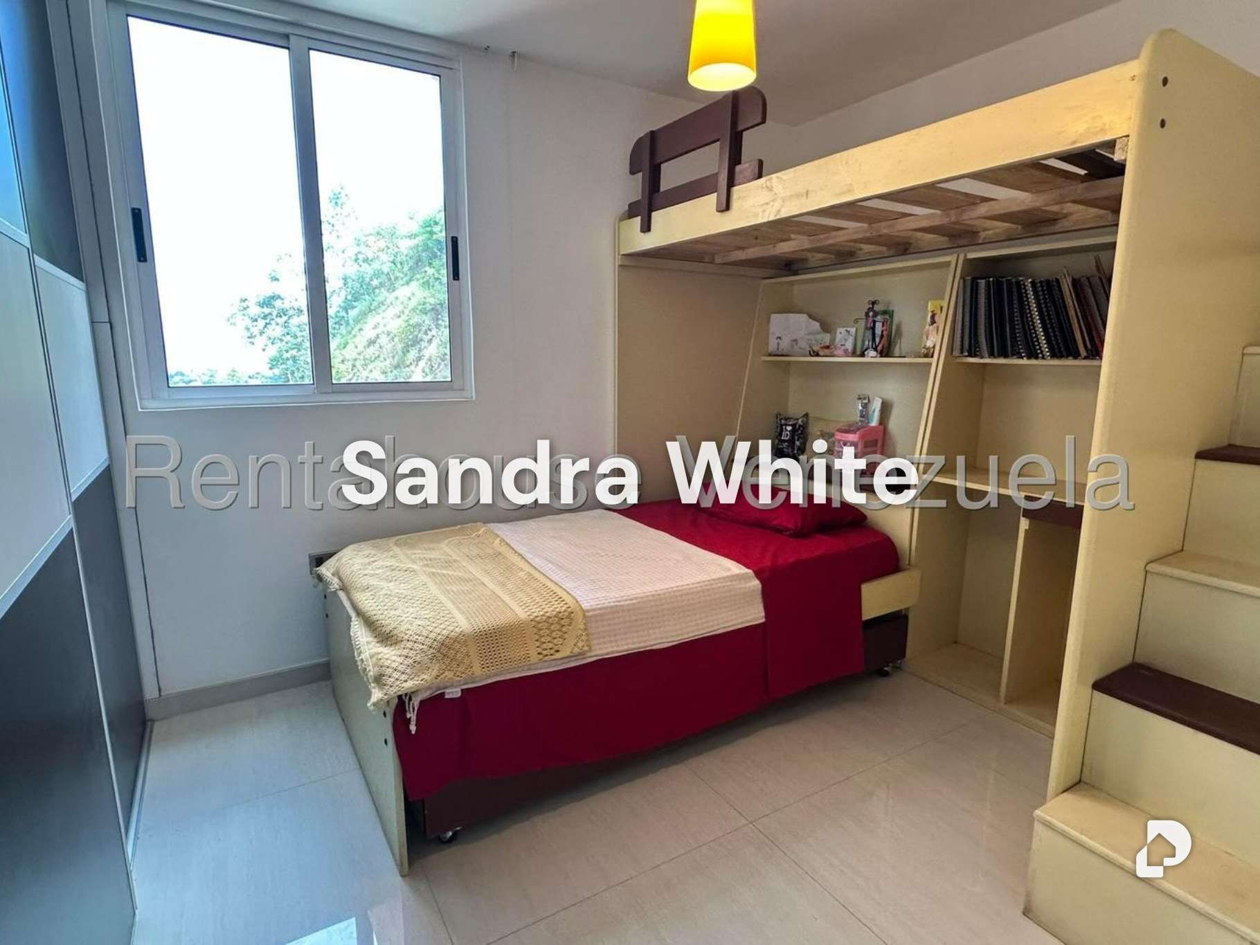 Apartamento en Colinas de La Tahona. 27-4401, Caracas – 12