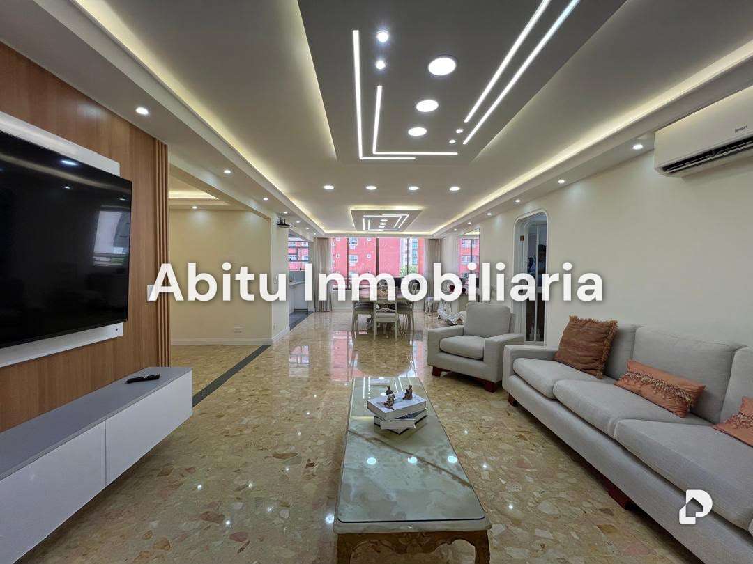 Apartamento en El Rosal, Caracas – 4