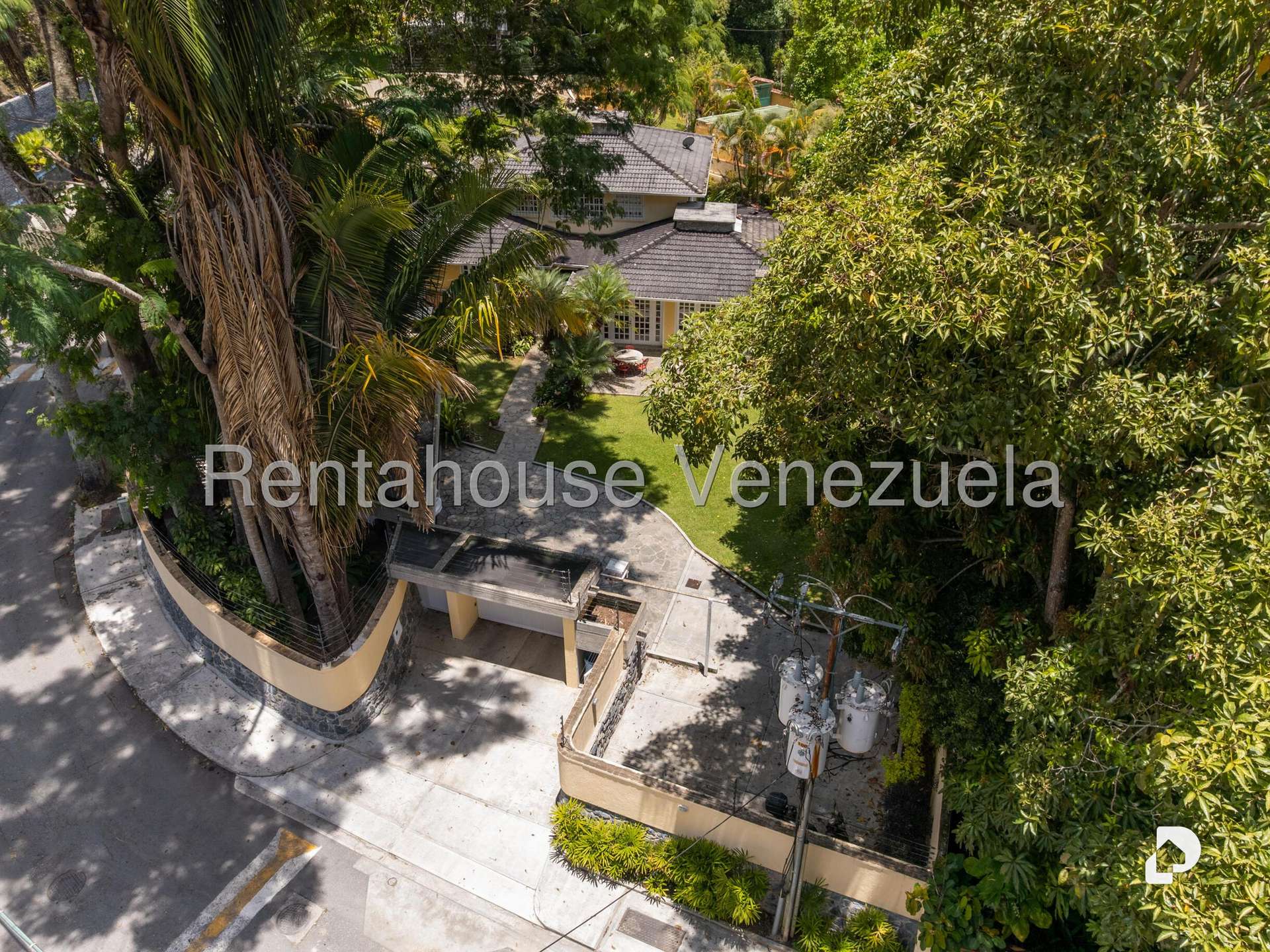 Casa en Los Geranios, Caracas – 2