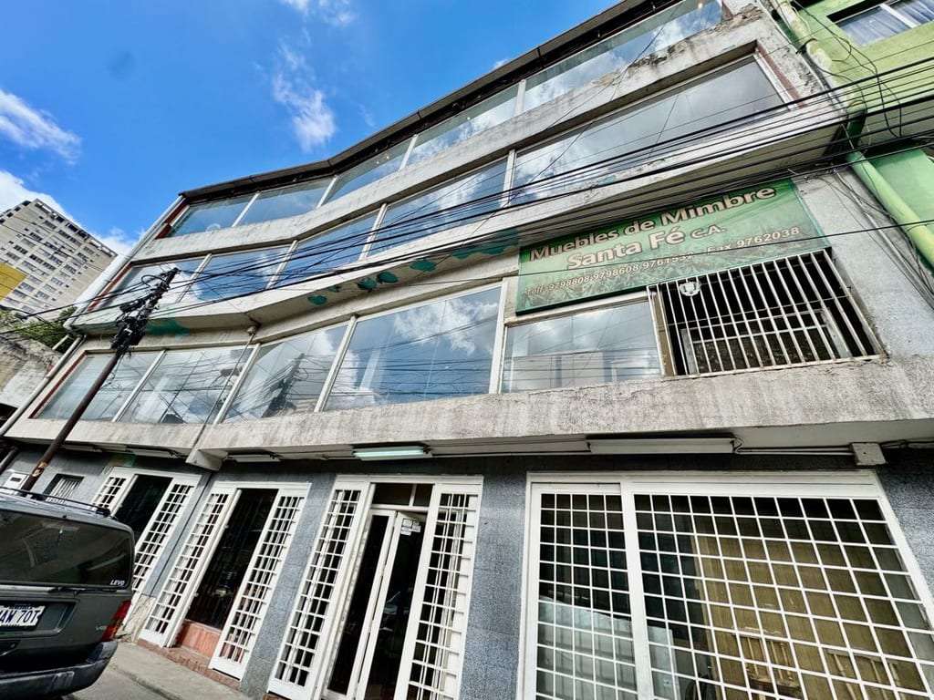 Edificio en Santa Fe Sur, Caracas - 1