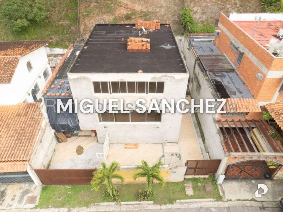 Casa en El Pauji, Caracas – 3