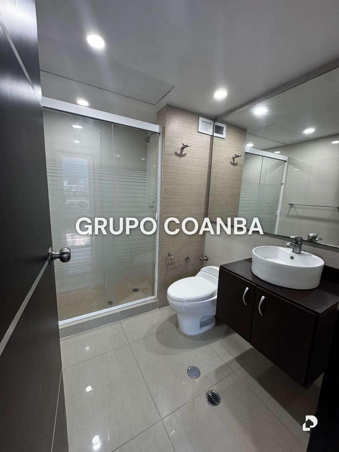 Apartamento en Lomas de Las Mercedes, Caracas – 13
