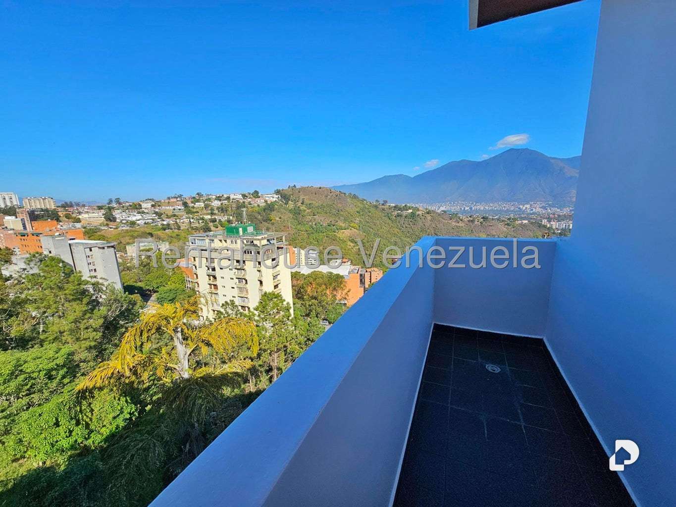 Casa en Los Naranjos (del Cafetal), Caracas – 19