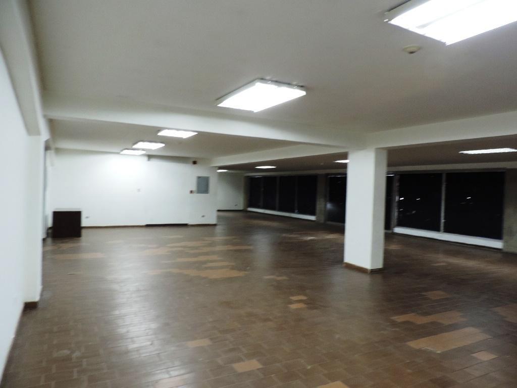 Edificio en La Urbina, Caracas