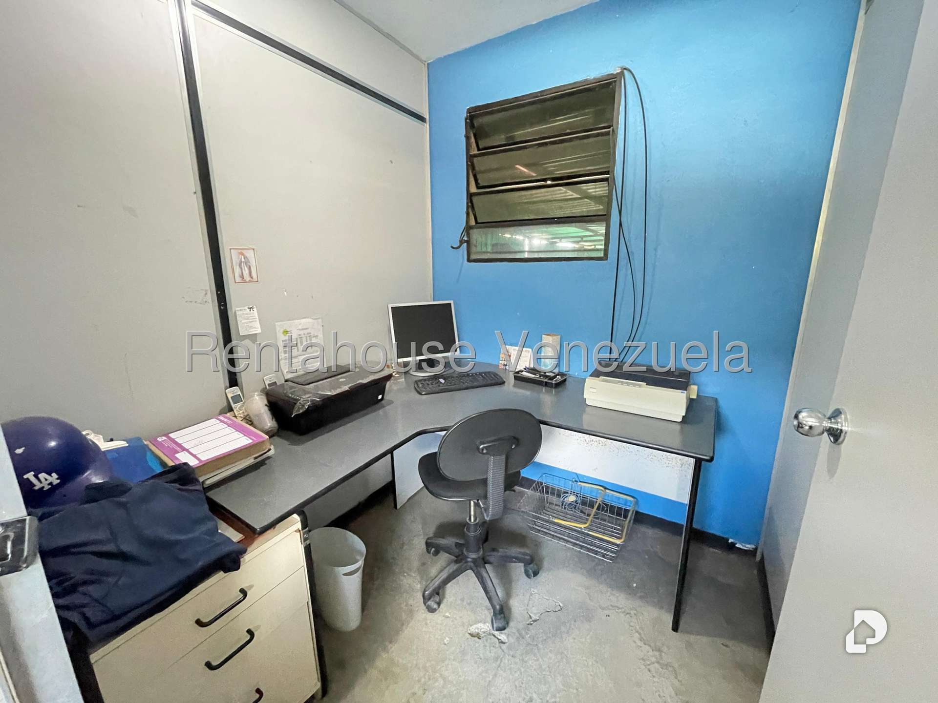 Galpón en Baruta, Caracas – 28