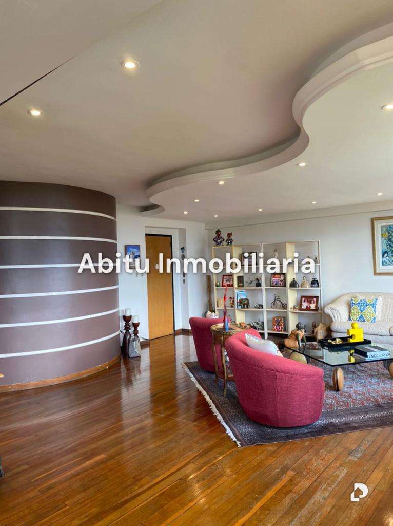 Apartamento en Colinas de Valle Arriba, Caracas – 2