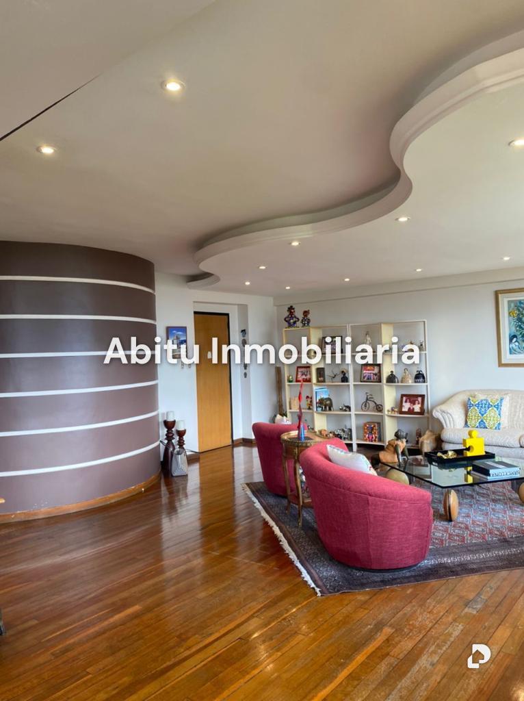 Apartamento en Colinas de Valle Arriba, Caracas – 2