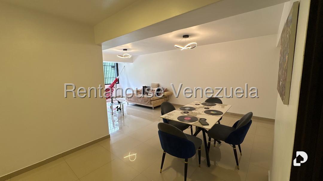 Apartamento en Manzanares, Caracas – 2