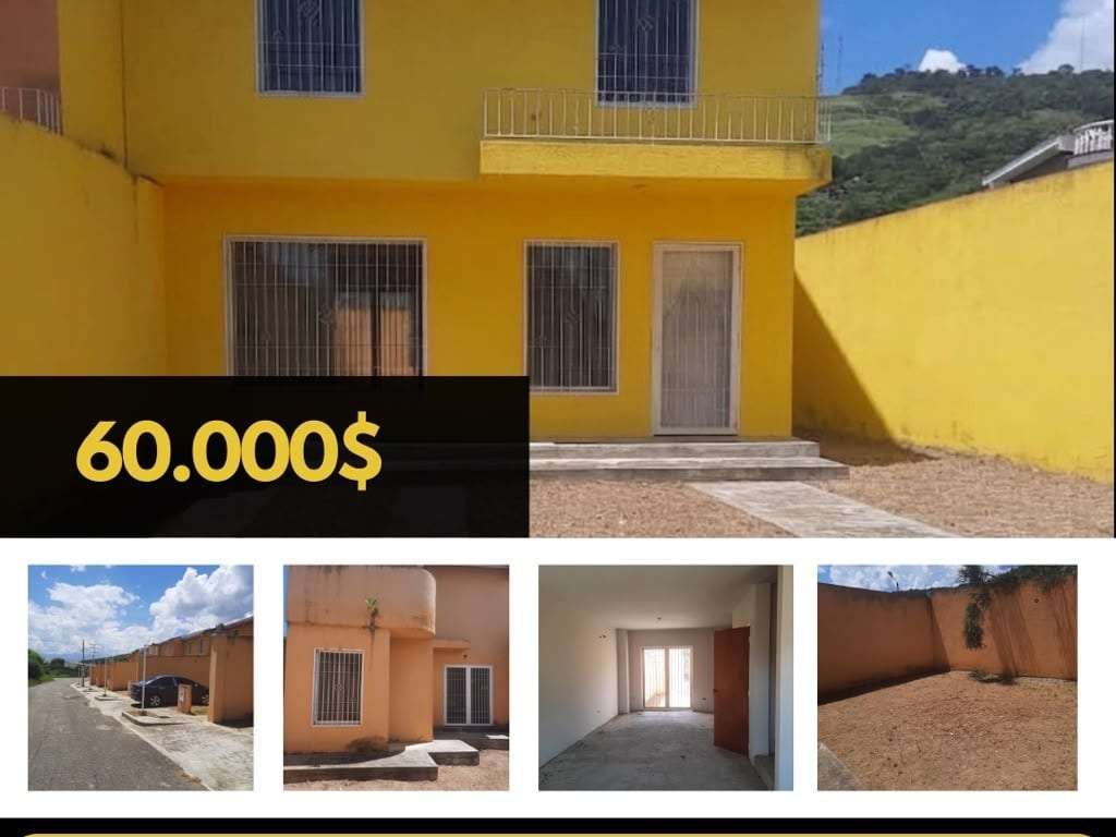 House in Charallave Country Club, Charallave - 1