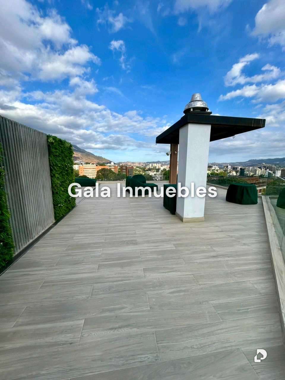 Apartamento en Altamira, Caracas – 1