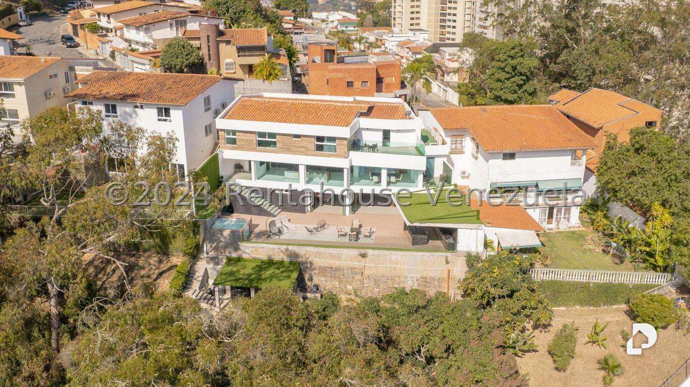 Casa en Los Naranjos (del Cafetal), Caracas – 31