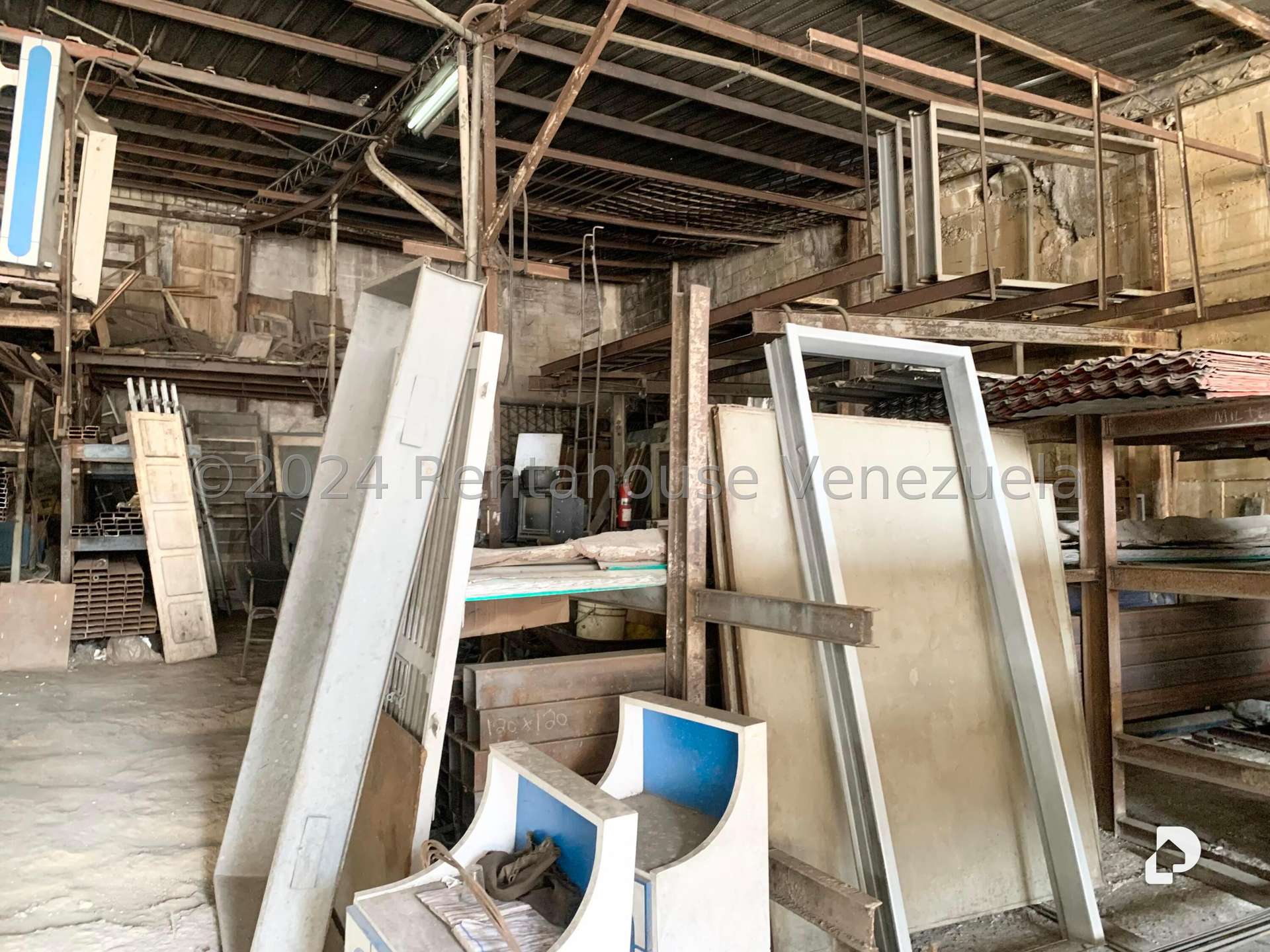 Local comercial en La Pastora, Caracas – 10