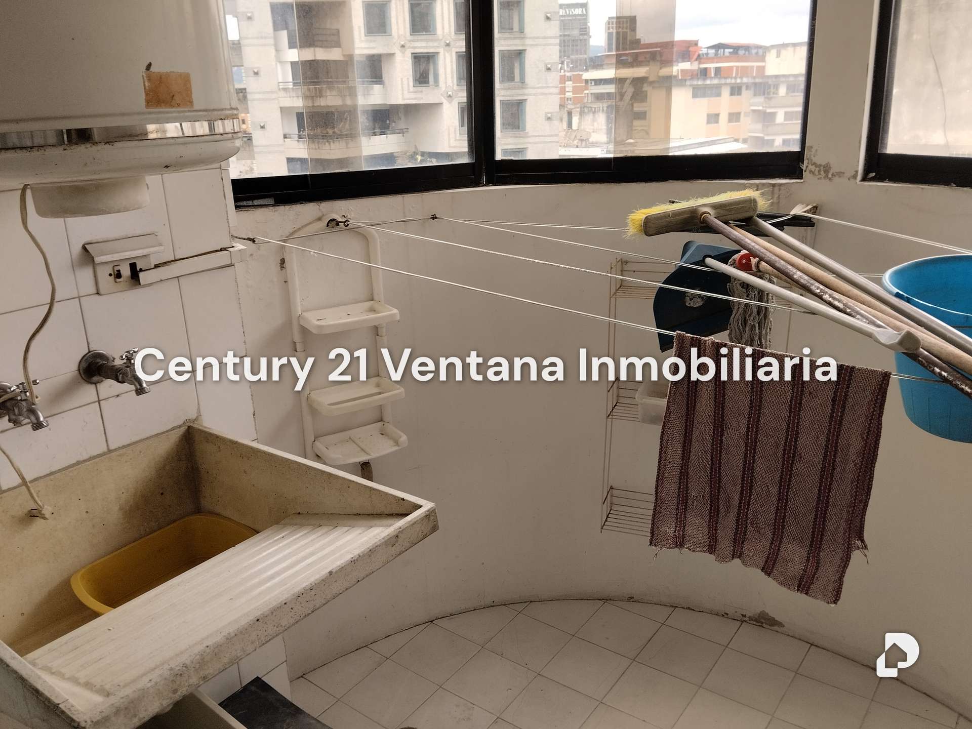 Apartamento en La Florida, Caracas – 18