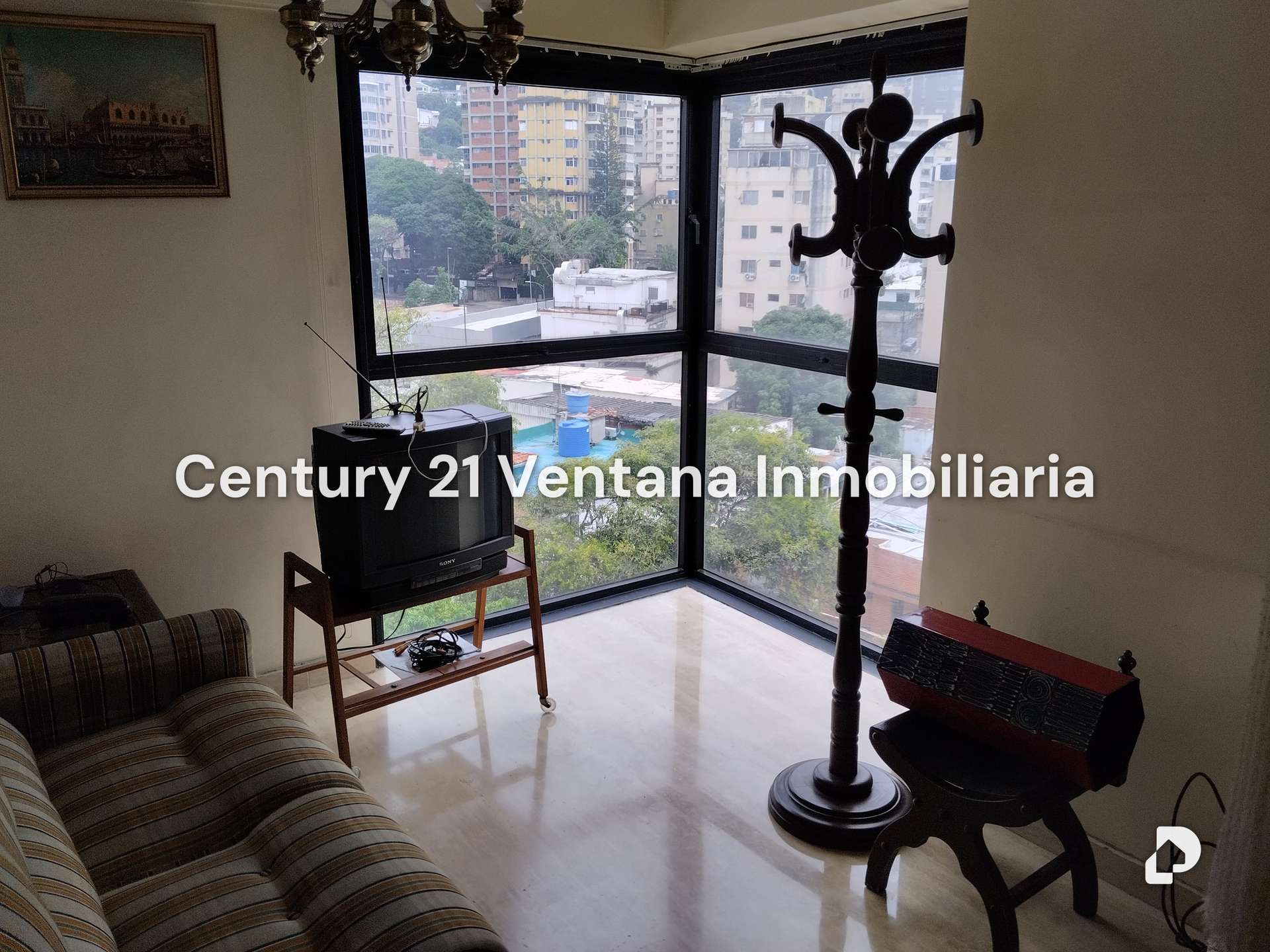 Apartamento en La Florida, Caracas – 11