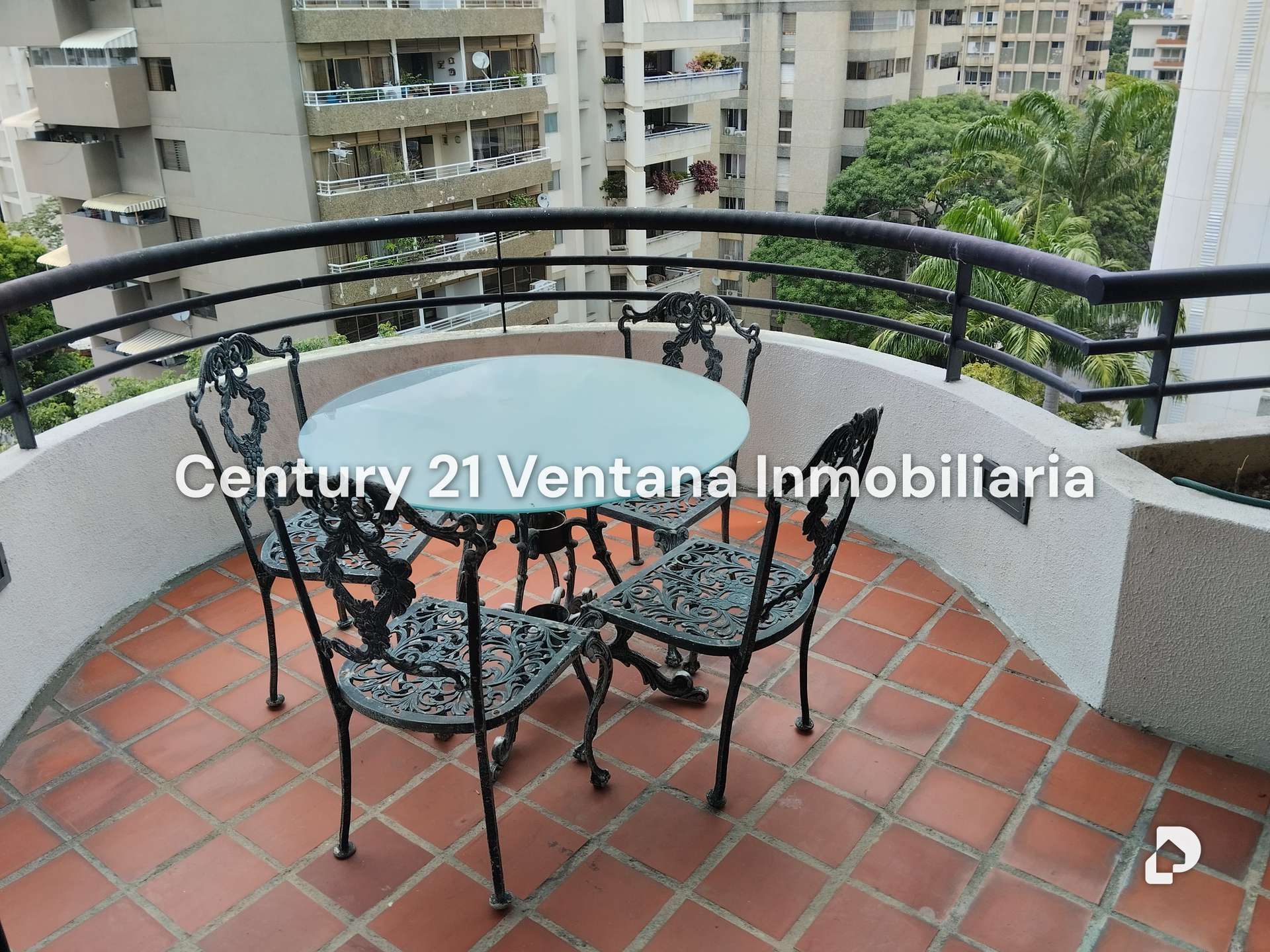 Apartamento en La Florida, Caracas – 12