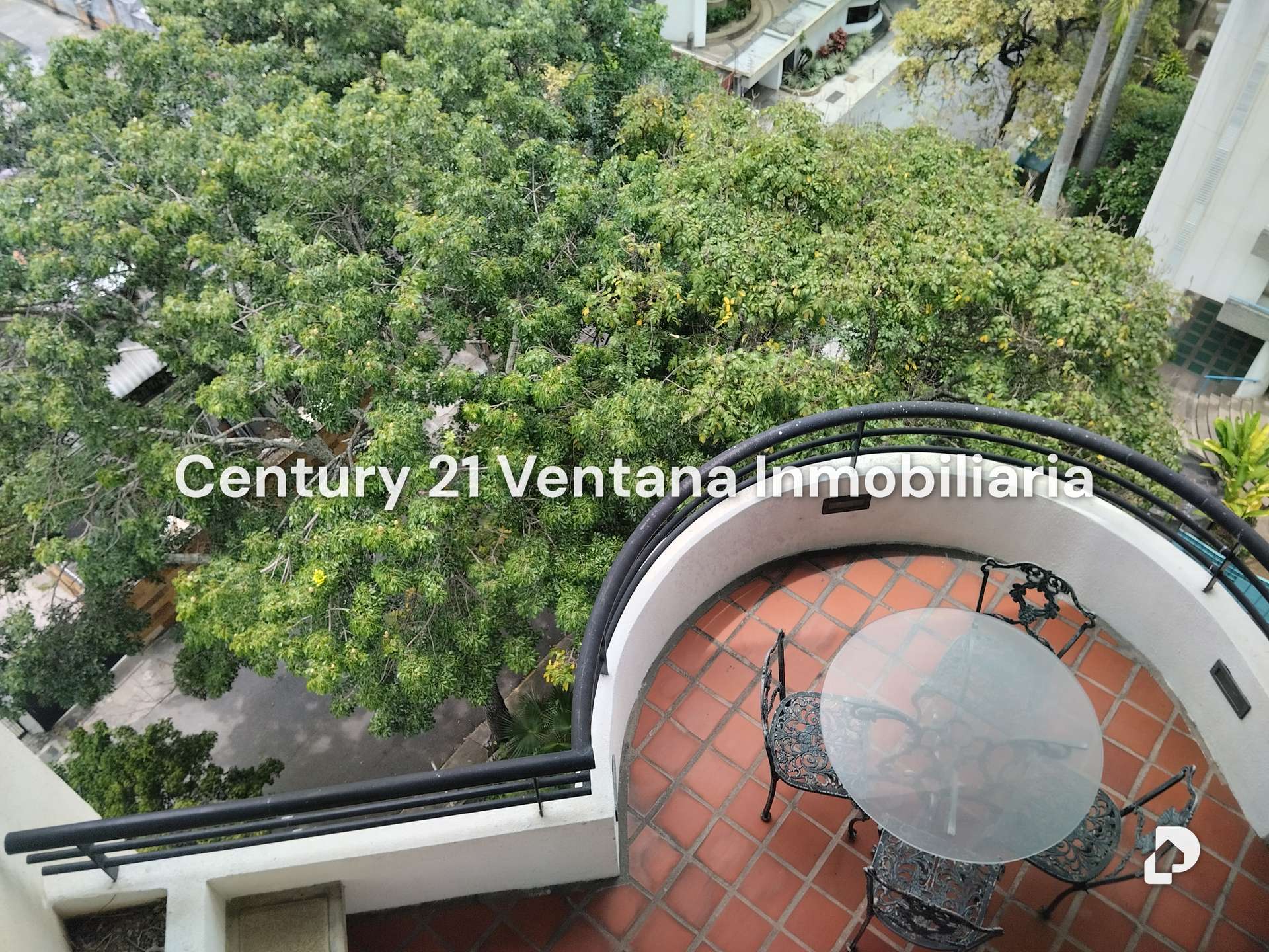 Apartamento en La Florida, Caracas – 22