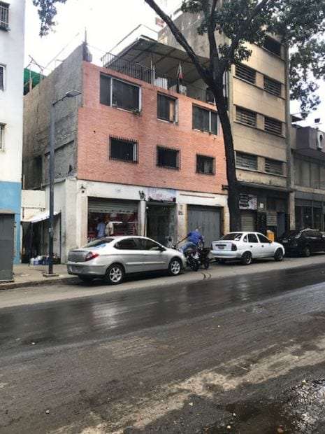 Local comercial en Santa Teresa, Caracas - 1