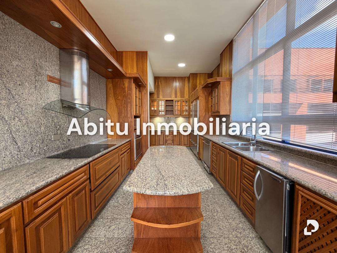 Apartment in La Lagunita, Caracas – 3