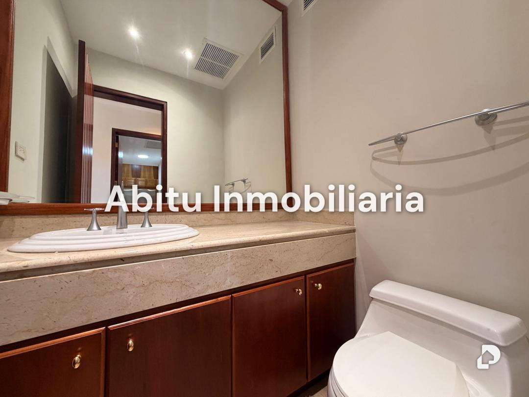 Apartment in La Lagunita, Caracas – 16