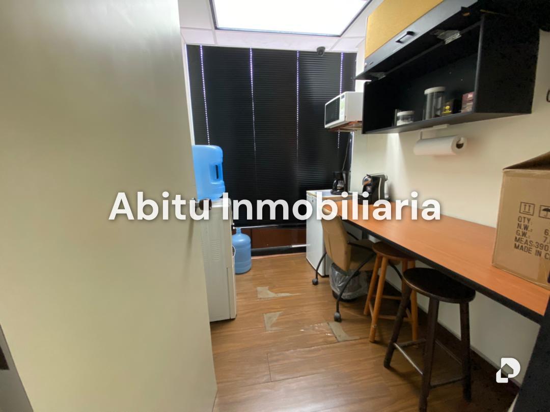 Local comercial en La Lagunita, Caracas – 4