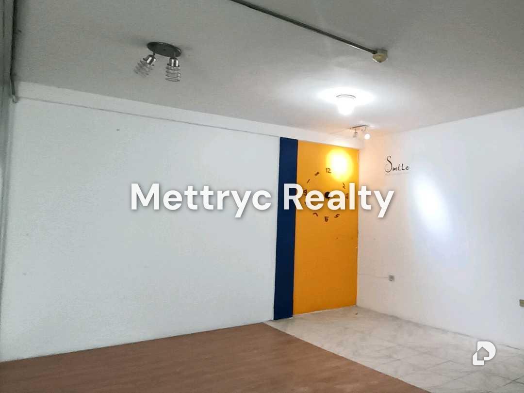 Local comercial en Catedral, Valencia – 3