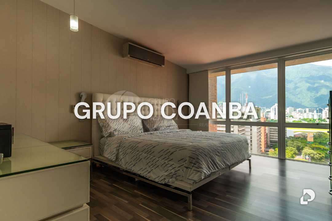 Apartamento en Lomas de Las Mercedes, Caracas – 11