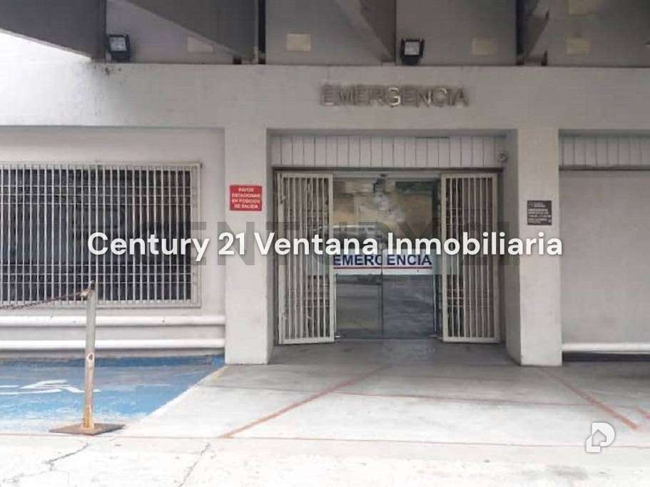Edificio en Campo Alegre, Caracas – 11