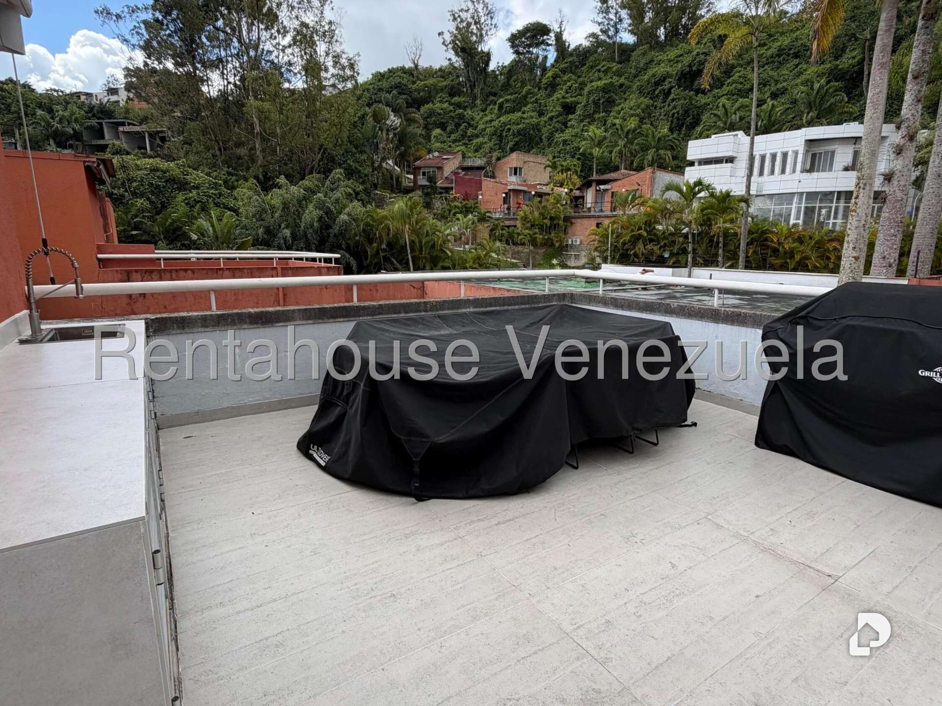 Apartamento en Alto Hatillo, Caracas – 10