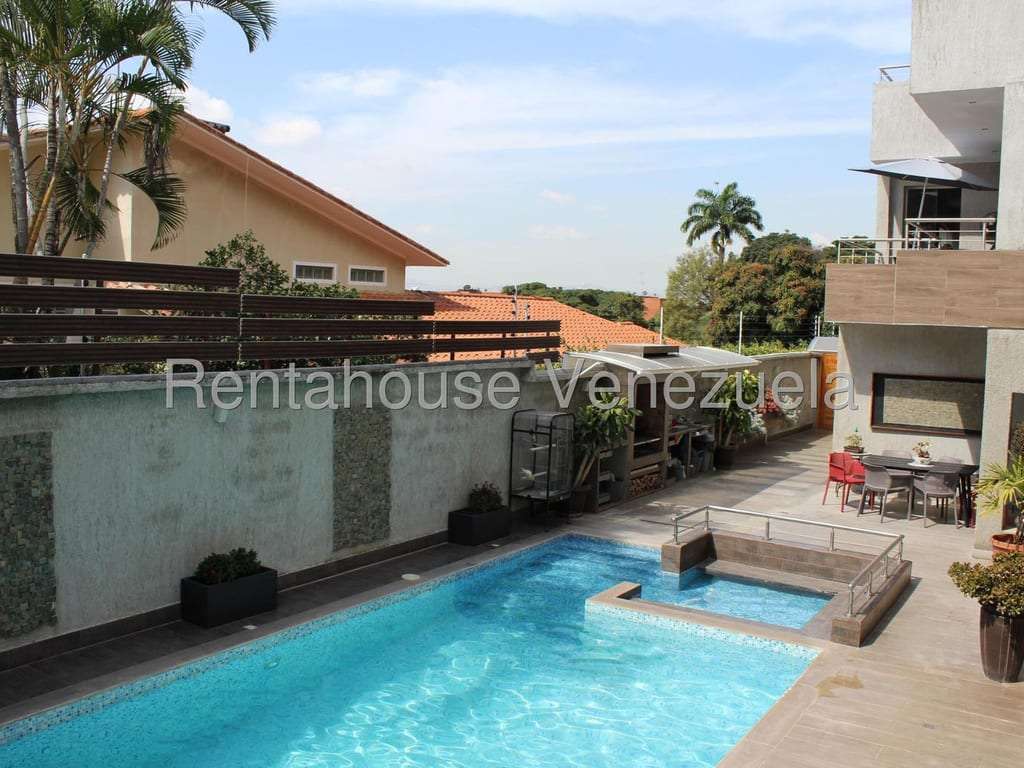 Casa en Altamira, Caracas - 1