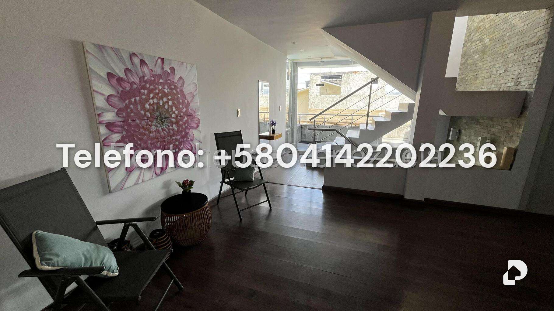 Casa en Altamira, Caracas – 55